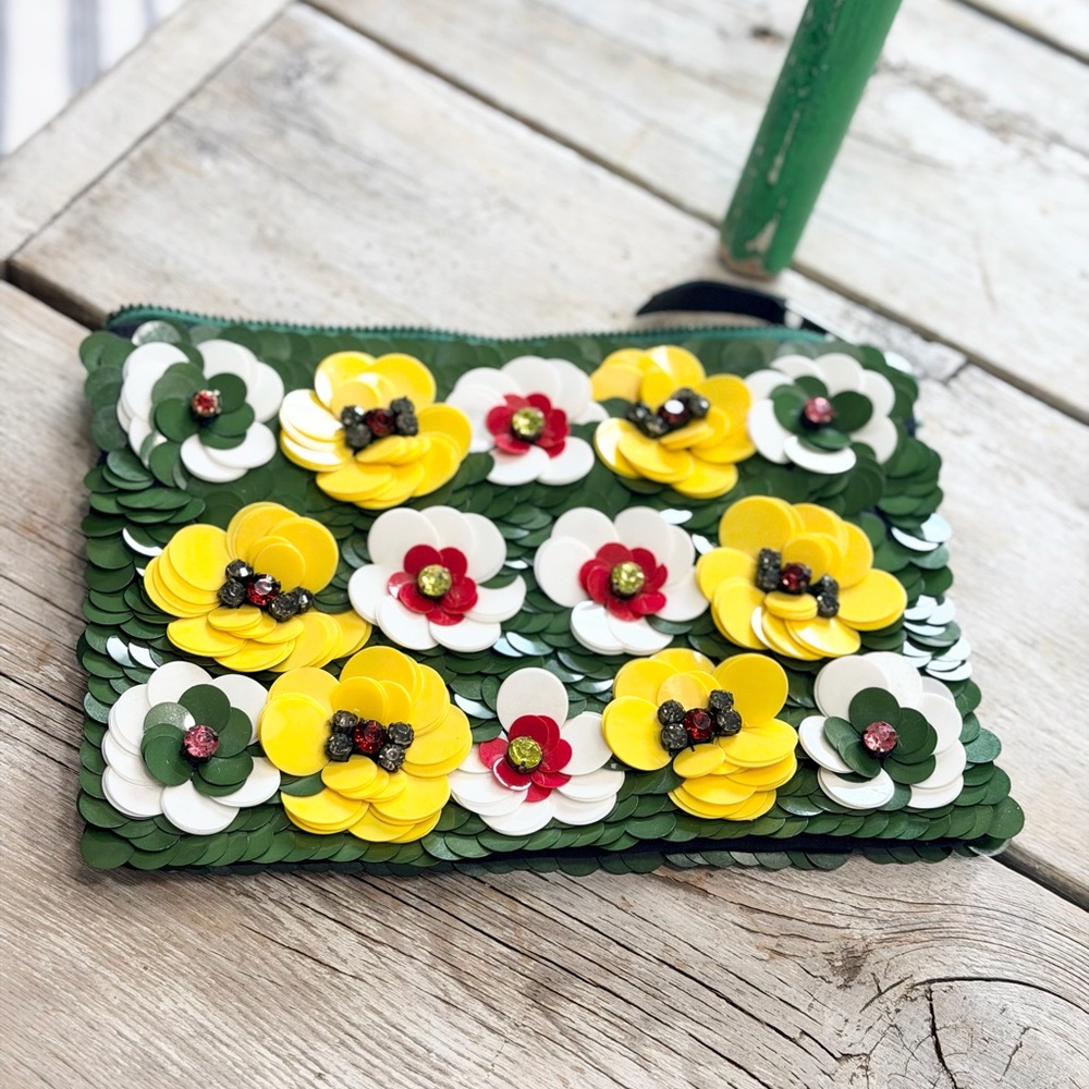 Floral 3D Beaded Clutch. Green | Yellow | Vibrant | Unique | Glam | 9x6 | EUC - Picture 2 of 8